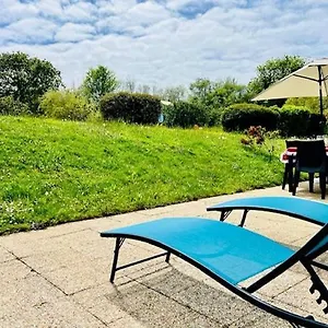 Maison A Morgat En Bretagne Sur La Presqu'ile De Situee A 800 M De La Piscine Chauffee Toute L'annee Travaux Piscine Du 10 Au 20 Juin 2025 Crozon